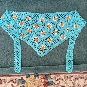 POL Sun Crochet Wrap in Turquoise and Orange